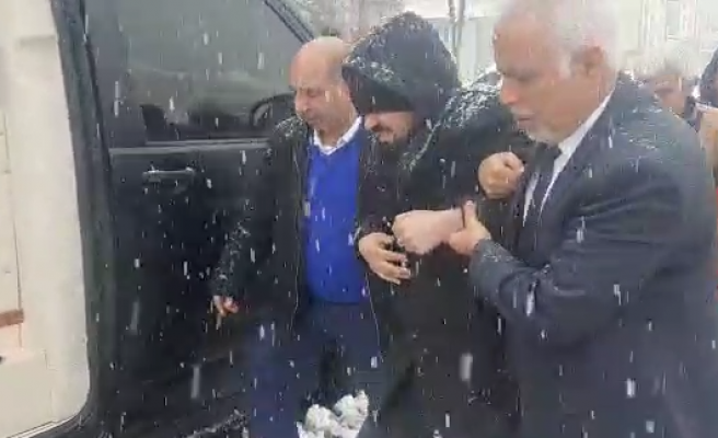 Ara sokağa ambulans giremedi, Beyazgül’ün makam aracı hastaneye yetiştirdi