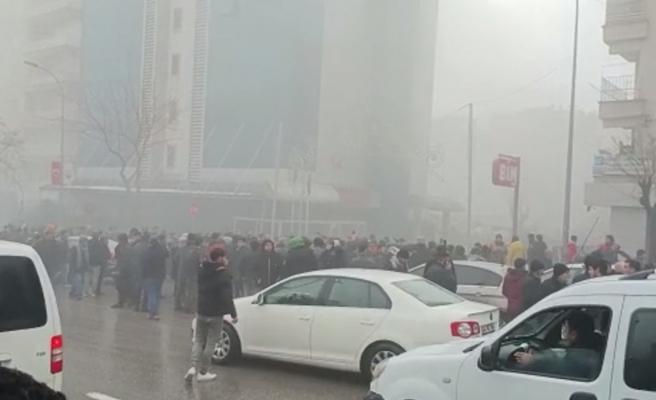 Şanlıurfa’da bir bina daha çöktü!