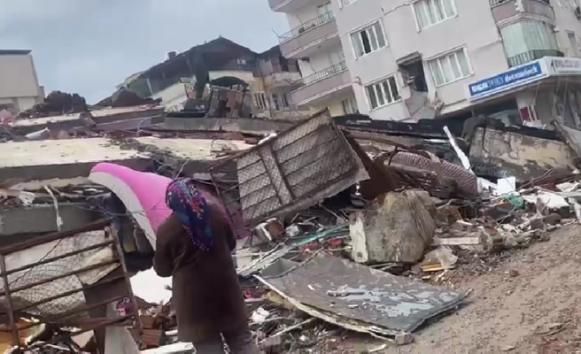 Komşu ilde büyük dram! Enkazdan ailelerin cenazeleri çıkıyor