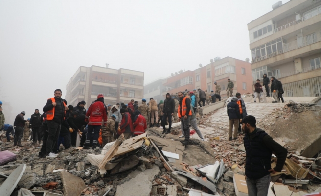 Birecik’te evi mühürlenen aileler konteyner kentte konaklayabilecek