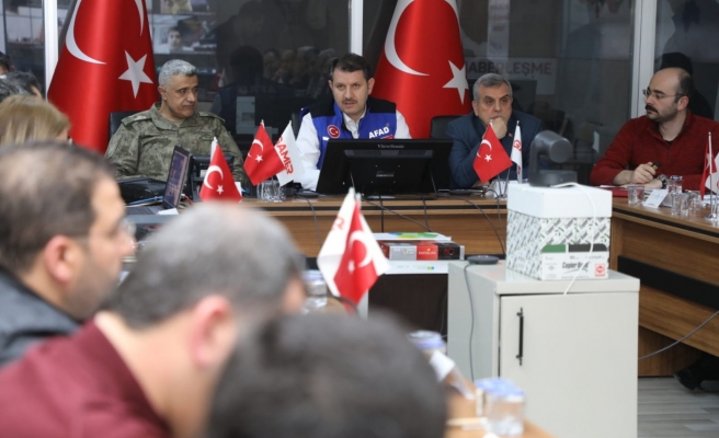 Vali Ayhan’dan deprem sonrası hasar tespit çalışmalarıyla ilgili açıklama!