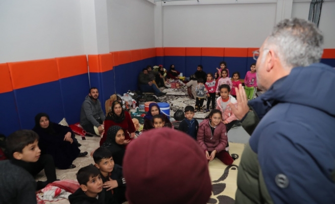 Eve giremeyen vatandaşlara barınma yerleri temin ediliyor