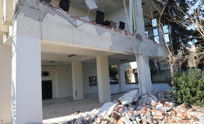 Depremde can kaybı sayısı 31 bin 974'e yükseldi