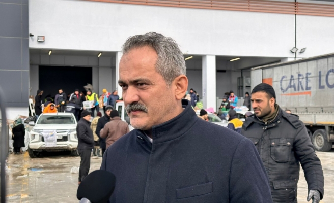 Bakan Özer: Depremzede öğretmenlerin tayin süreci hafta sonu açıklanacak