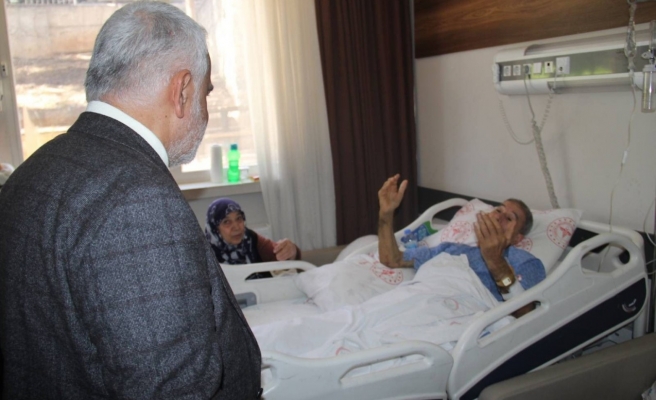 HÜDA PAR lideri Yapıcıoğlu Şanlıurfa’da afetzedeleri ziyaret etti
