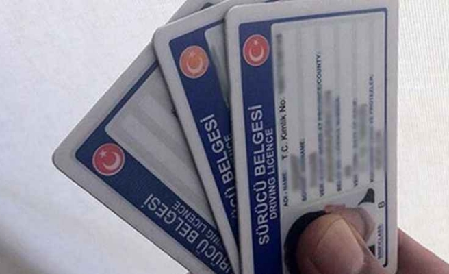 SMS'li ehliyet geçerlilik tarihi uyarısı