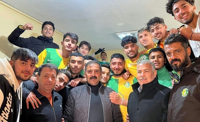 Şanlıurfaspor U19'dan şampiyonluk pozu!