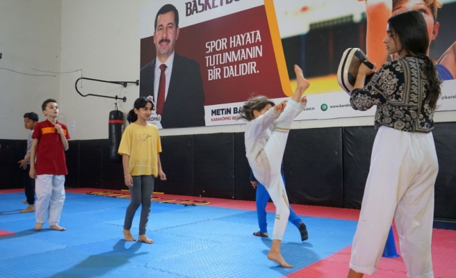 Karaköprü’de çocuklar sporla gelişiyor