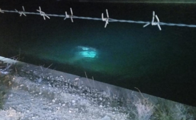 Urfa’da otomobil sulama kanalına düştü: 1 ölü!