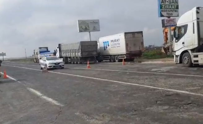 Sel sonrası kapanan Şanlıurfa-Akçakale yolu ulaşıma açıldı