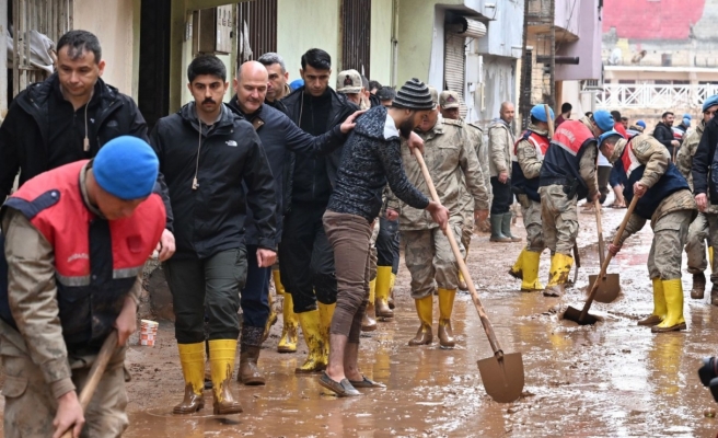 İçişleri Bakanı Soylu temiz suyun ne zaman kente verileceğini açıkladı