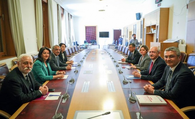 Millet İttifakı adayı Kılıçdaroğlu HDP'yi ziyaret etti