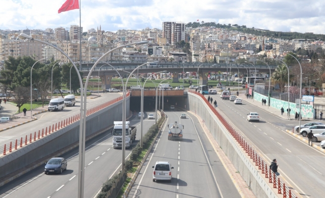 Urfa’da Abide Kavşağı'ndaki alt geçit trafiğe açıldı