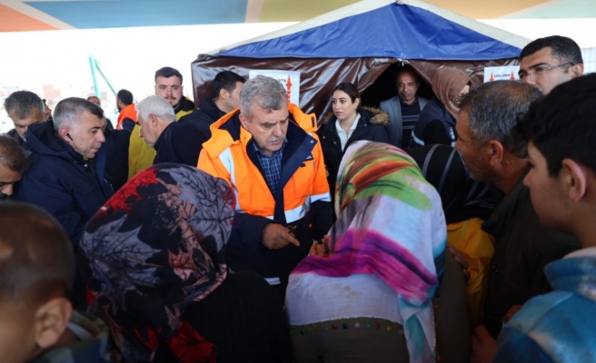 Selde mağdur vatandaşların talepleri 'iletişim çadırı'nda karşılanıyor