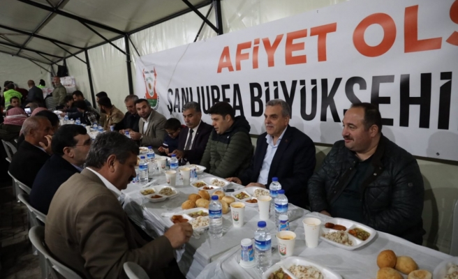 Beyazgül Viranşehir’de vatandaşlarla iftar yaptı