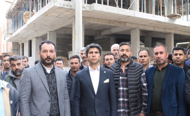 İnşaat işçilerinin mağduriyetlerini gündeme getirdi