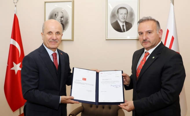 Rektör mazbatasını aldı, Urfa için taleplerini iletti!