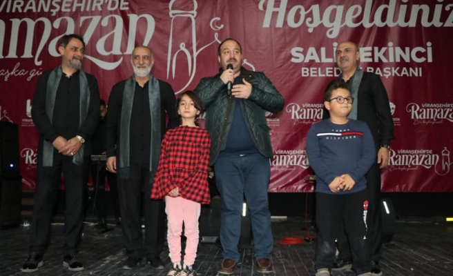 Viranşehir’de Ramazan rüzgârı Grup Tillo ile esti