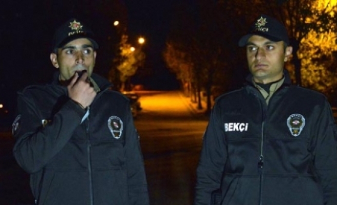 Urfa’da 9 yıl kesinleşmiş hapis cezası bulunan firari hükümlü bekçilerden kaçamadı