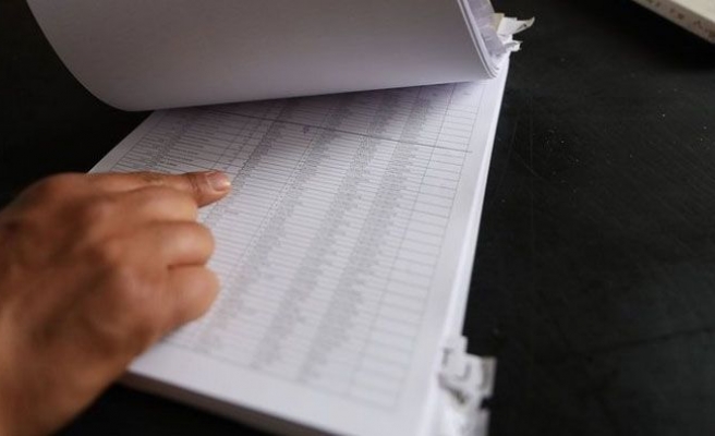 Seçmen listeleri askıdan indirildi