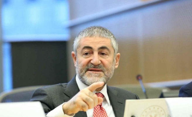 Bakan Nebati, Akşener'in 