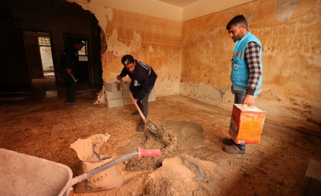 Eyyübiye’de selden etkilenen evler onarılıyor