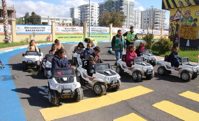 Haliliye Belediyesinden minik öğrencilere trafik eğitimi