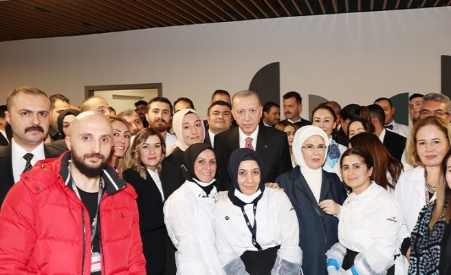 Cumhurbaşkanı Erdoğan 42 bin 500 sağlık personelinin alınacağını açıkladı