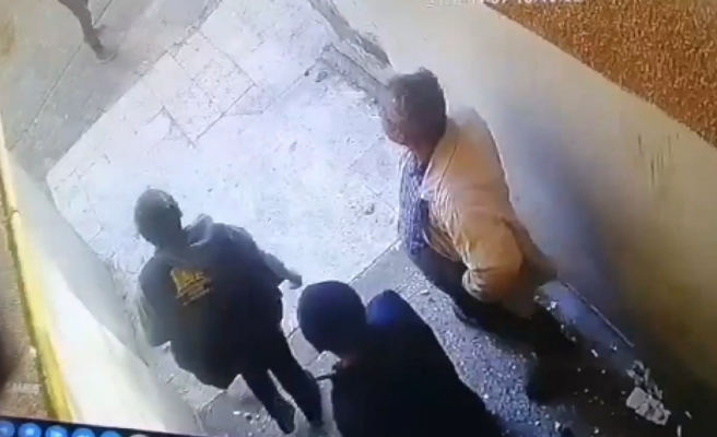 Urfa'da ağır hasarlı binalardan hırsızlık yapan şüpheliler yakalandı