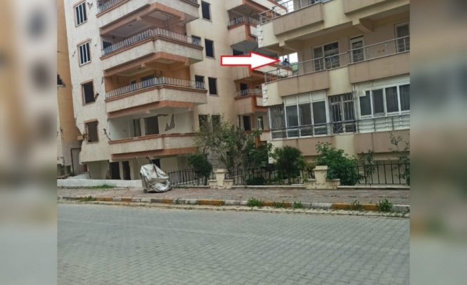 Urfa'daki hasarlı binalarda hırsızlıklar sürüyor