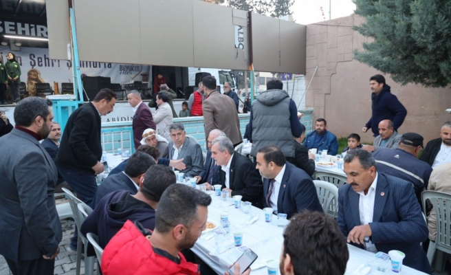 Beyazgül Akçakale’de düzenlenen iftar programına katıldı