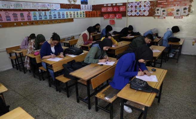 Gençler Haliliye Belediyesi ile üniversite sınavına hazırlanıyor