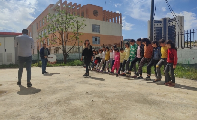 Gençler Eyyübiye Gençlik Merkezi kurslarına ilgi gösteriyor