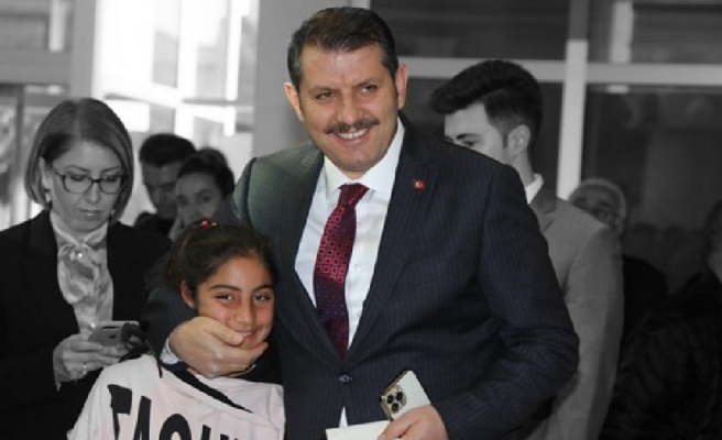 Vali Ayhan Urfalı çocuklara seslendi: Güzel çocuklarım!