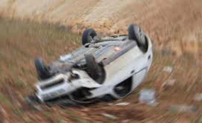 Bozova'da otomobil şarampole devrildi! 6 yaralı