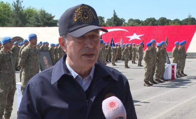 Bakan Akar'dan Suriyelilerle ilgili açıklama