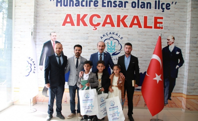 Başkan Yalçınkaya koltuğunu küçük Halime’ye devretti