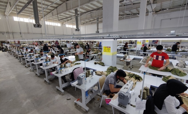 Yatırımcıya tahsis edilen fabrika binasında üretim başladı