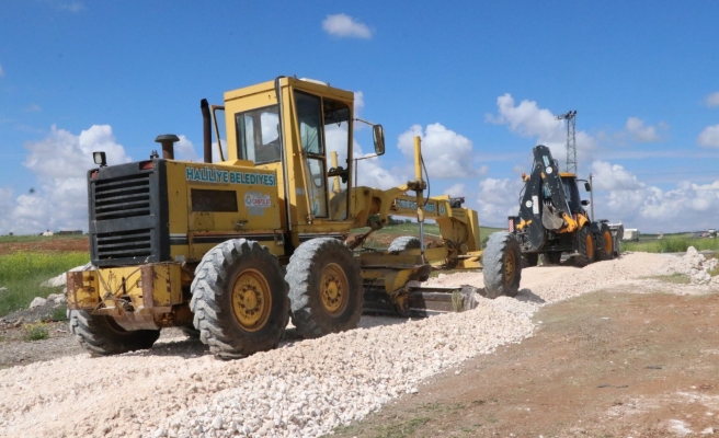 Haliliye Belediyesinden kırsalda yol çalışması