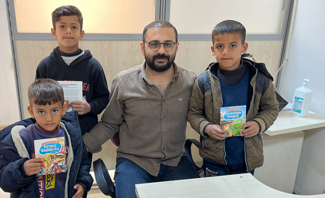 Siverek Devlet Hastanesi doktorundan hastalara kitap okuma teşviği