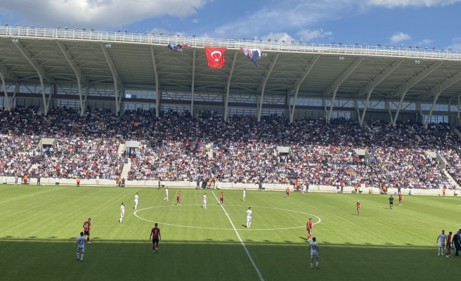 Karbel Karaköprü Belediyespor play-off’u garantiledi