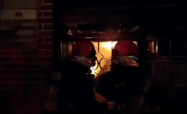 Haliliye’de gece saatlerinde depoda yangın