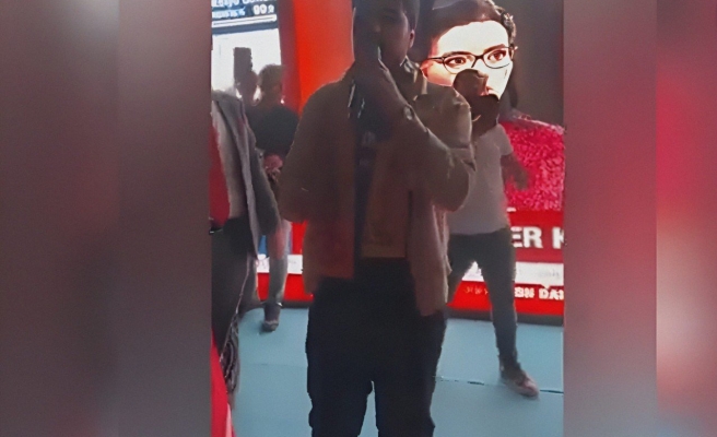 Urfalı fenomen kutlamalarda cuhmurbaşkanı gibi Urfalılara hitap etti