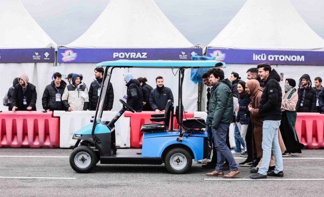 HRÜ'lü öğrencilerinin yer aldığı takımdan büyük başarı