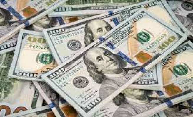 Dolar yeni haftaya rekorla başladı