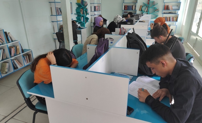 Eyyübiye’de üniversiteye hazırlanan gençlere ücretsiz destek