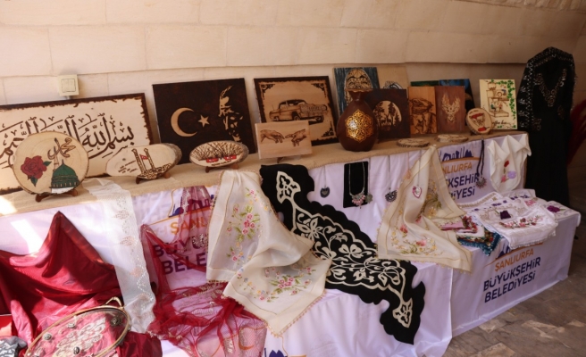 Büyükşehir’den Sanat Sokağı'nda el sanatları sergisi