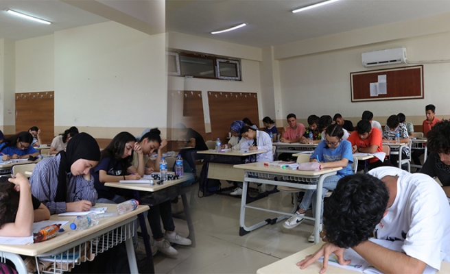 YKS deneme sınavına yoğun katılım