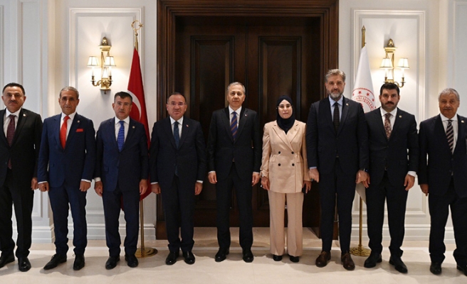 Şanlıurfa milletvekillerinden yeni bakana hayırlı olsun ziyareti