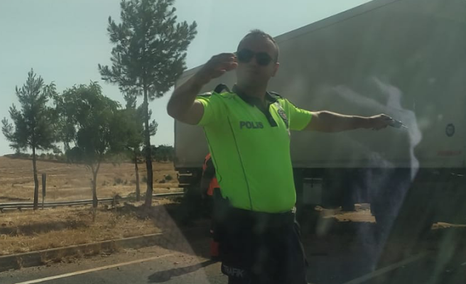 Viranşehir yolunda meydana kaza trafiği felç etti